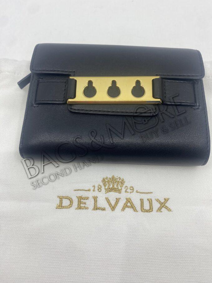 Delvaux PTF Tempête polo leder kleur zwart met golden hardware